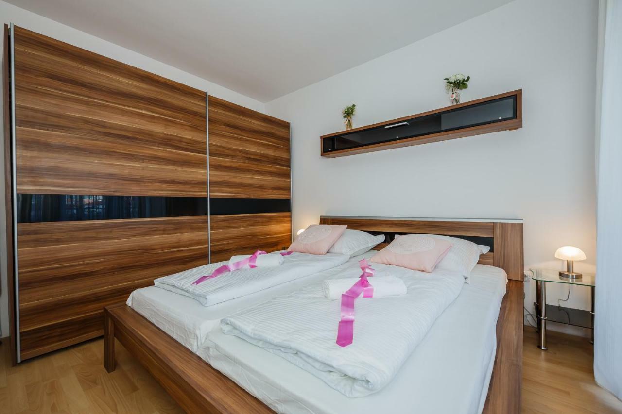 Apartman Lucija Kaštela المظهر الخارجي الصورة