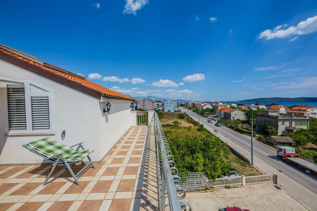 Apartman Lucija Kaštela المظهر الخارجي الصورة